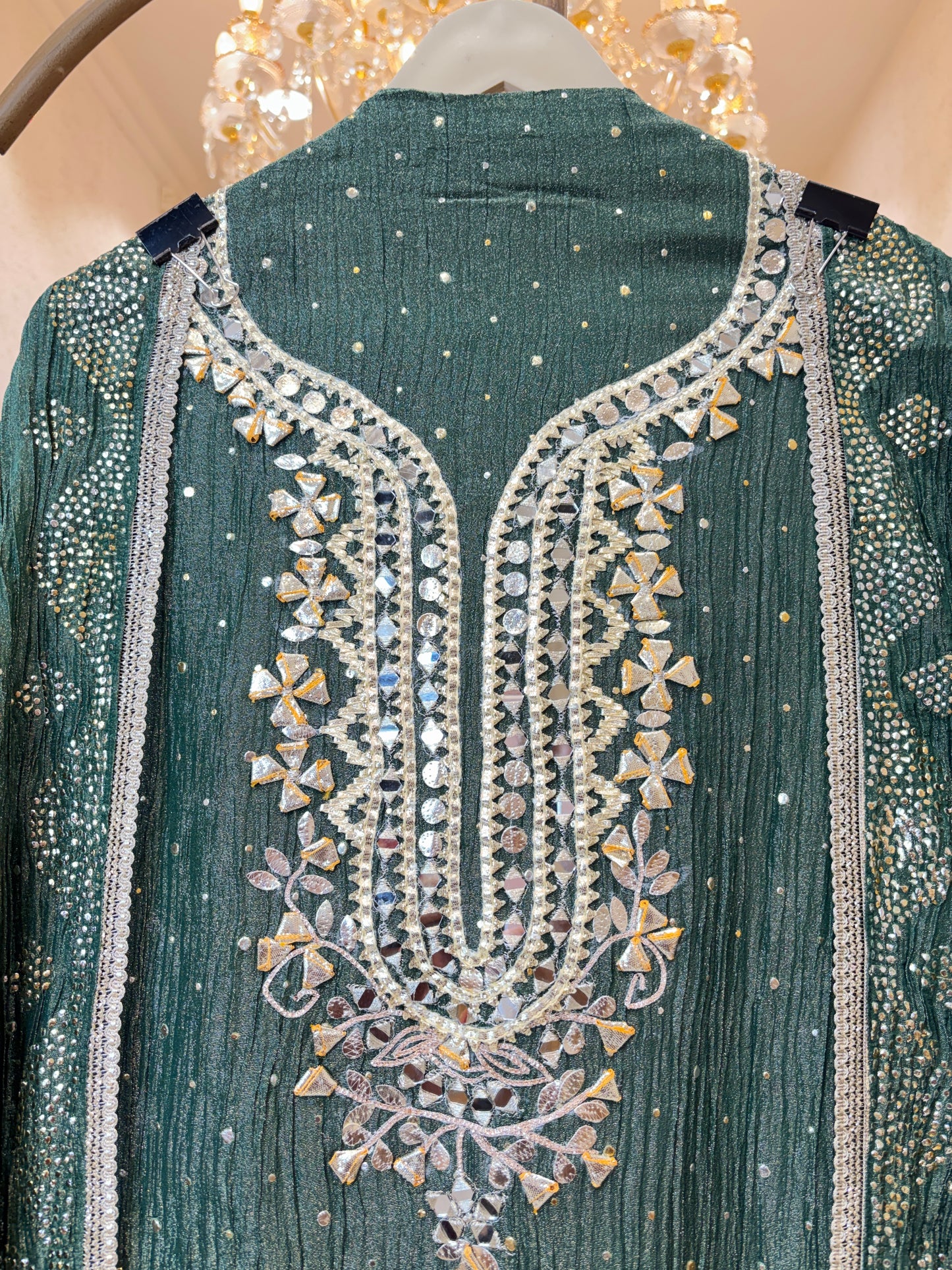 Rajnoor Grace Suit