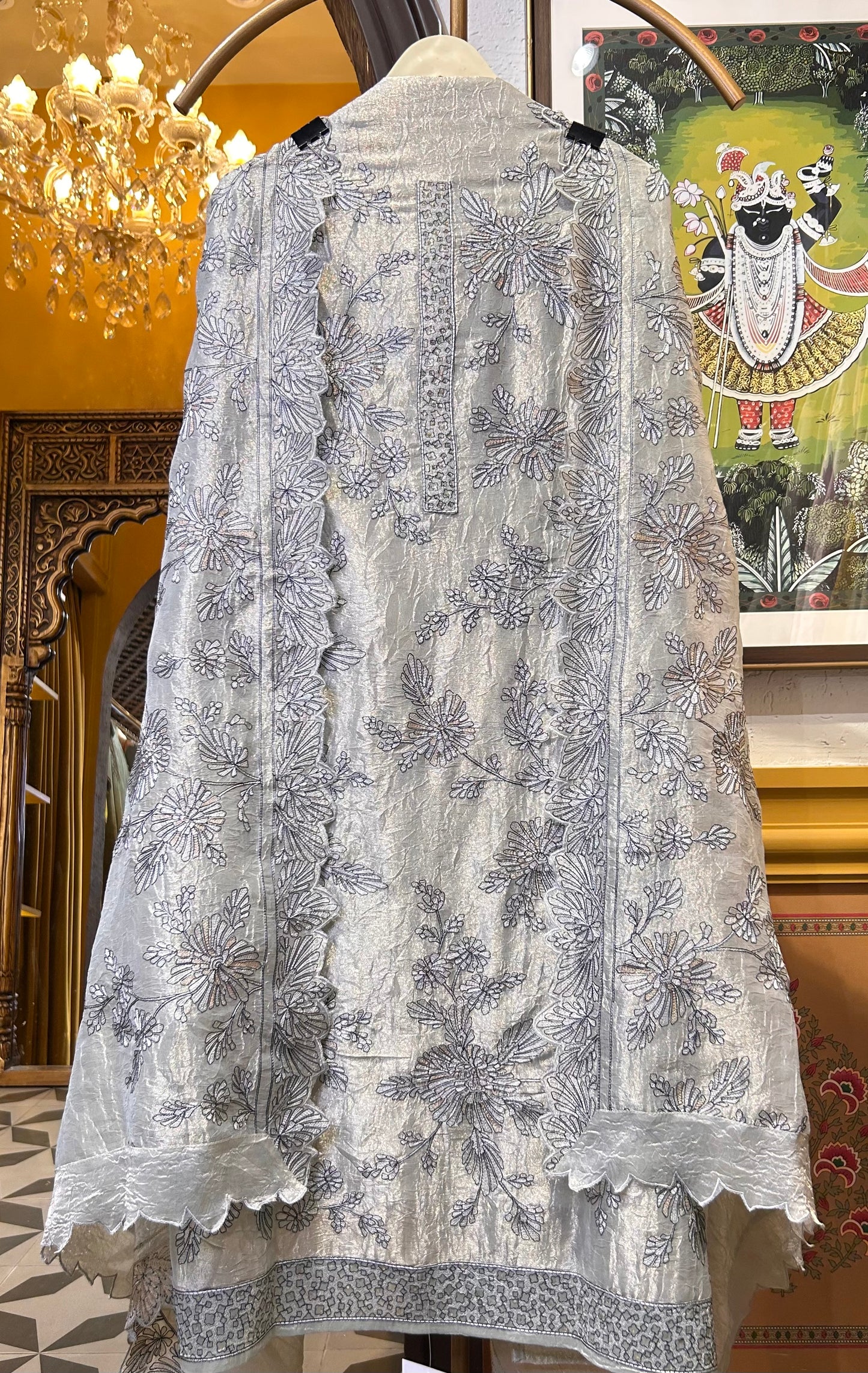Luméra Threadé Tissue Organza Suit