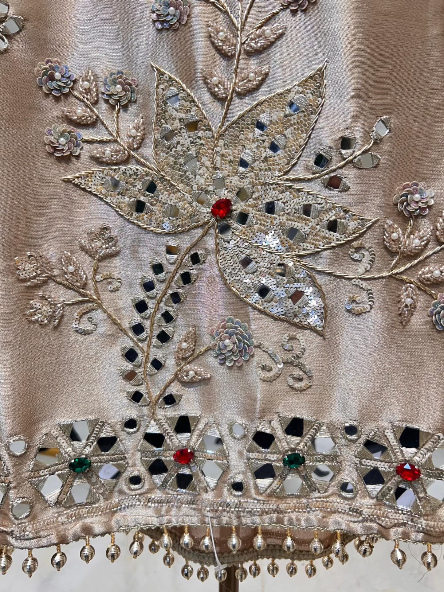 Ruhani Brocade Stone Élan Suit (Beige)