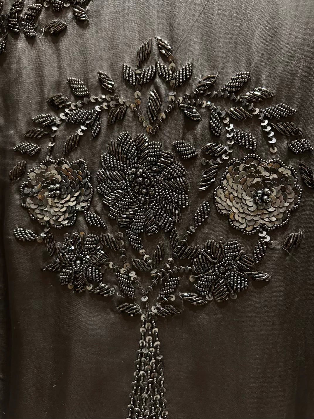 Aroha Satin Élan Suit