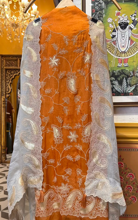 Nayab Organza Suit (Rust)