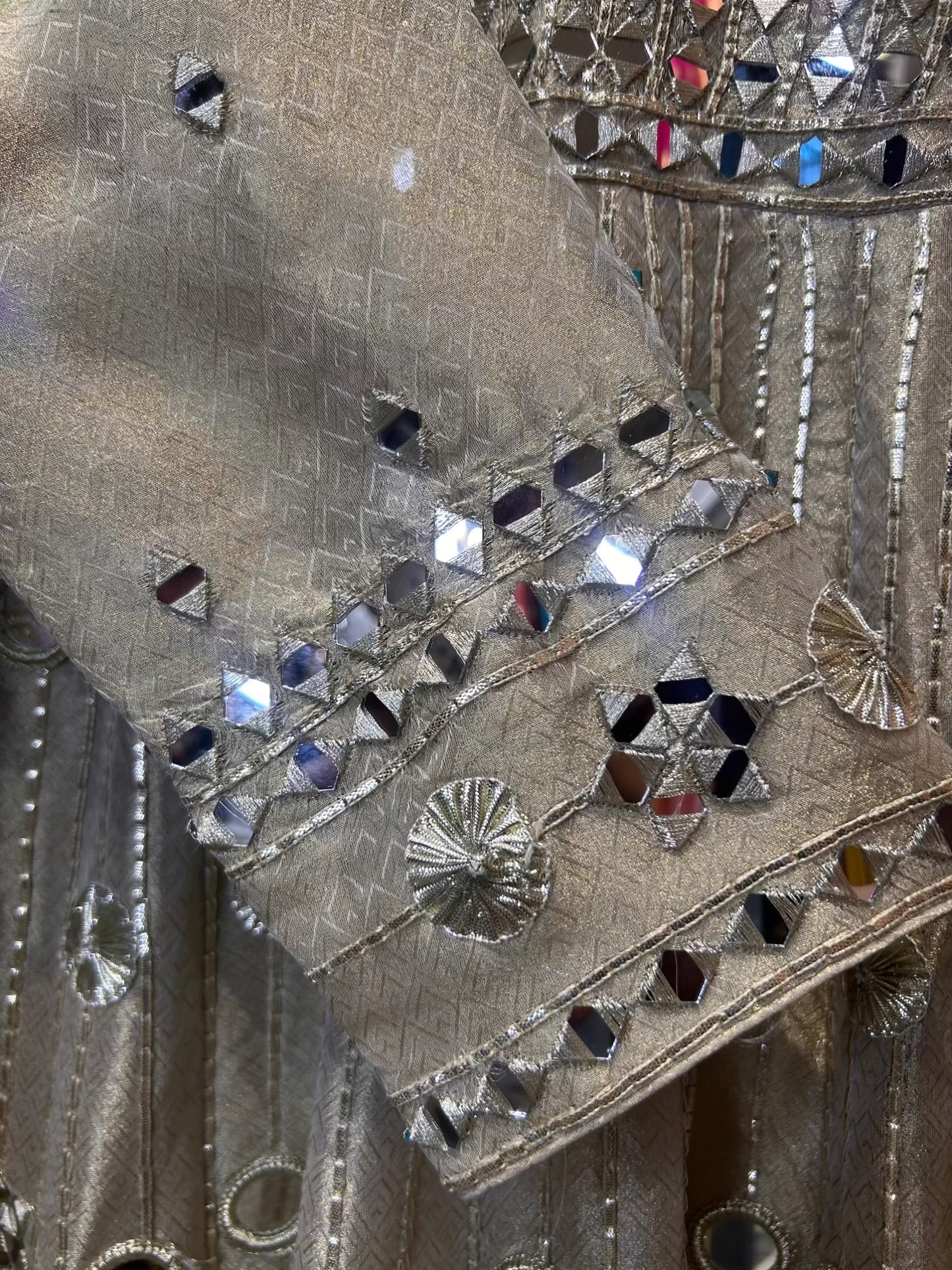 Zimal-é-Noor Anarkali