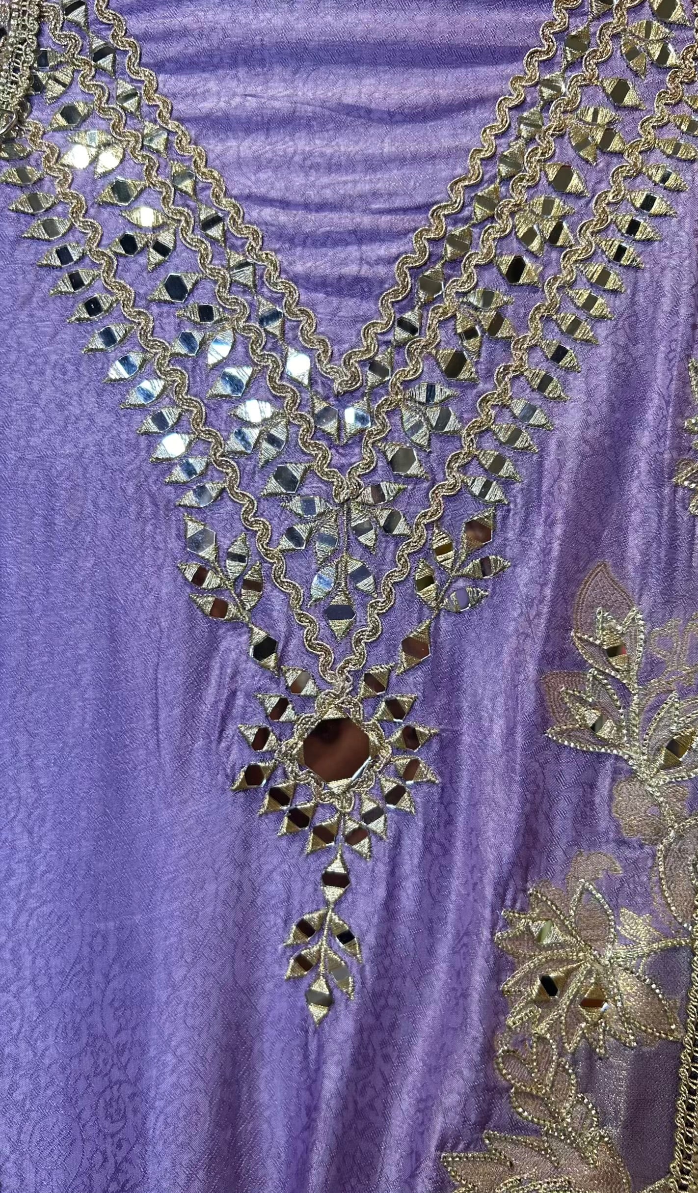 Sitarah Silk Suit (Lavender)