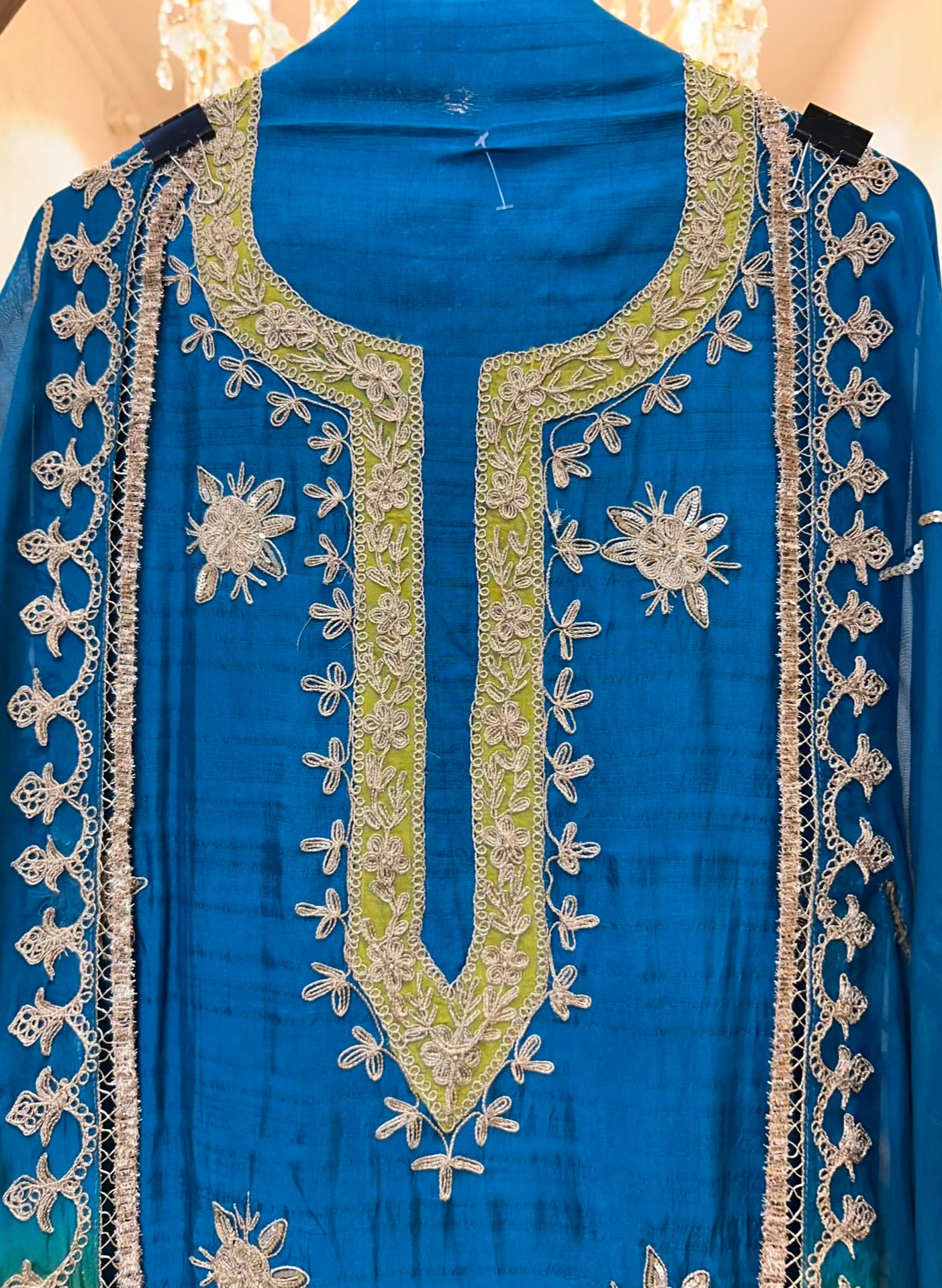 Sarvina Noor Dori Suit (Blue)