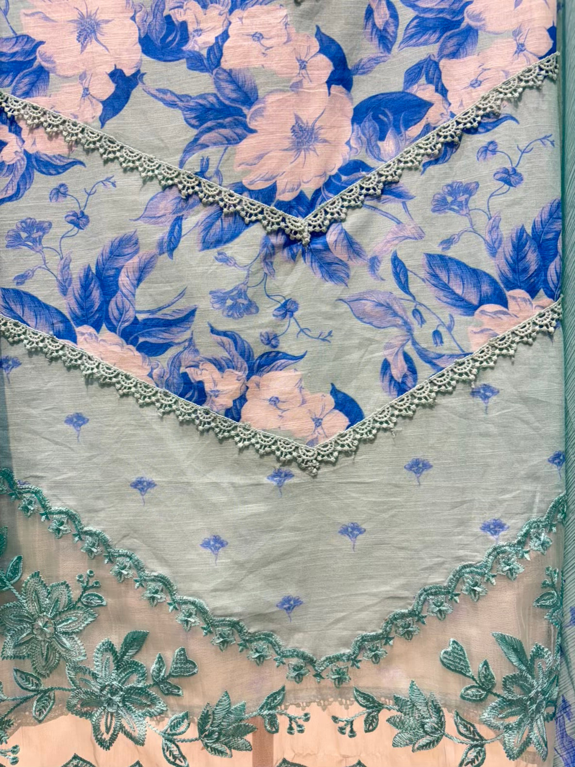 Noorie Cotton Lace Suit
