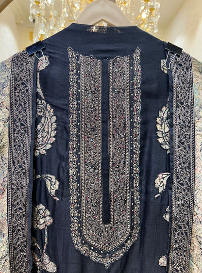 Varnisha Appliqué Suit