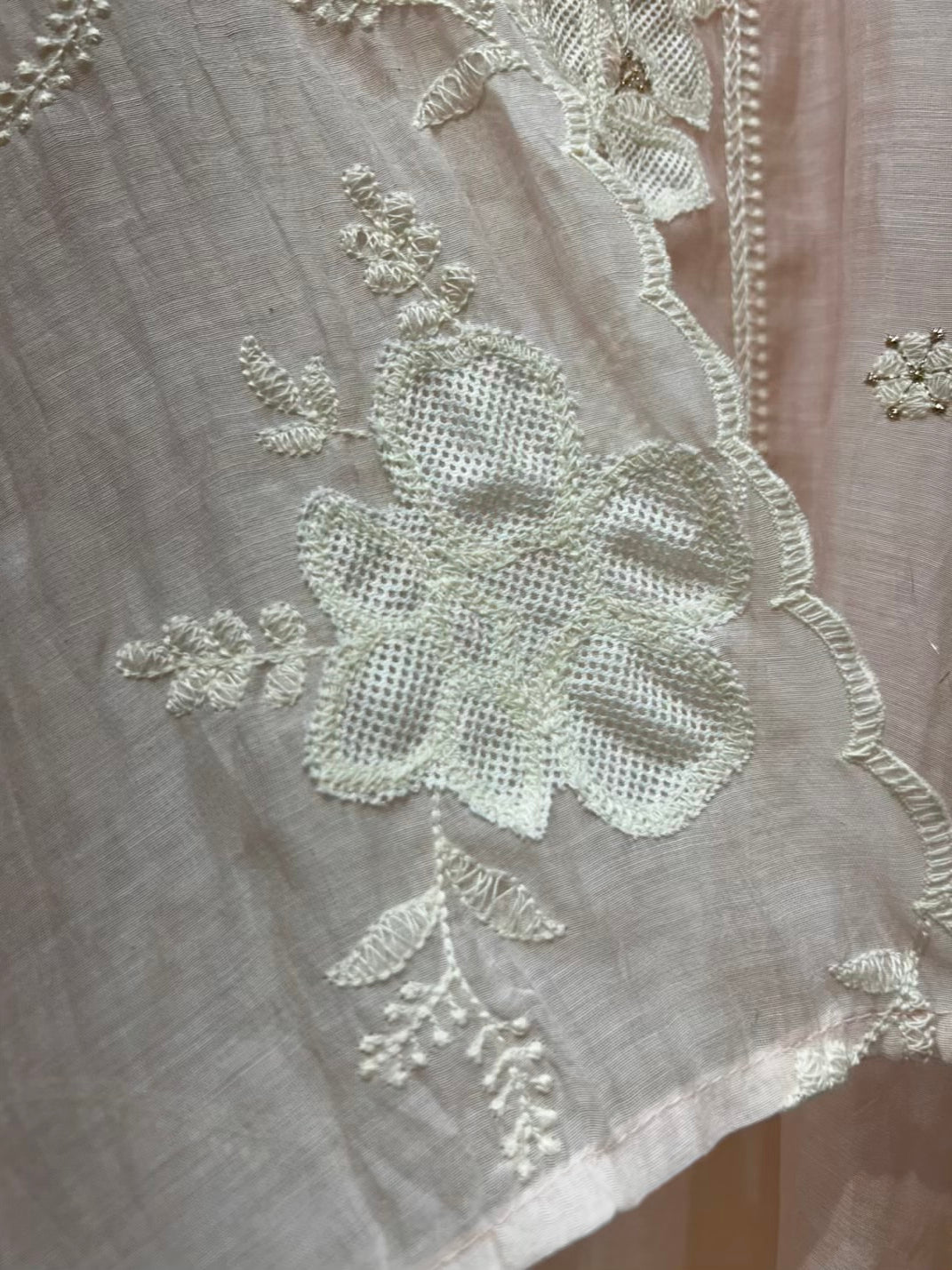 Liora Thread Veil Chanderi Sui