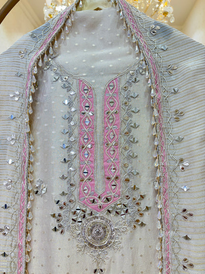Vistara Banarasi Elegance Suit