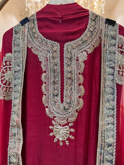 Zaylira Dori Gul Suit (Maroon)