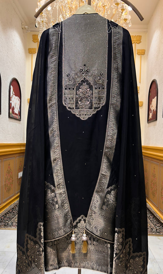 Banoré Élégance Suit