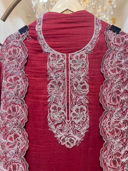 Iraaya Mul Noor Suit (Maroon)