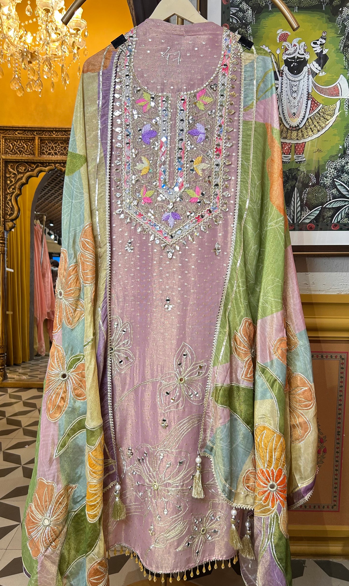 Zar-e-Khaas (Pink)