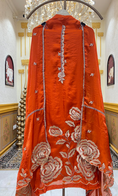 Noor Sheen Zari Suit
