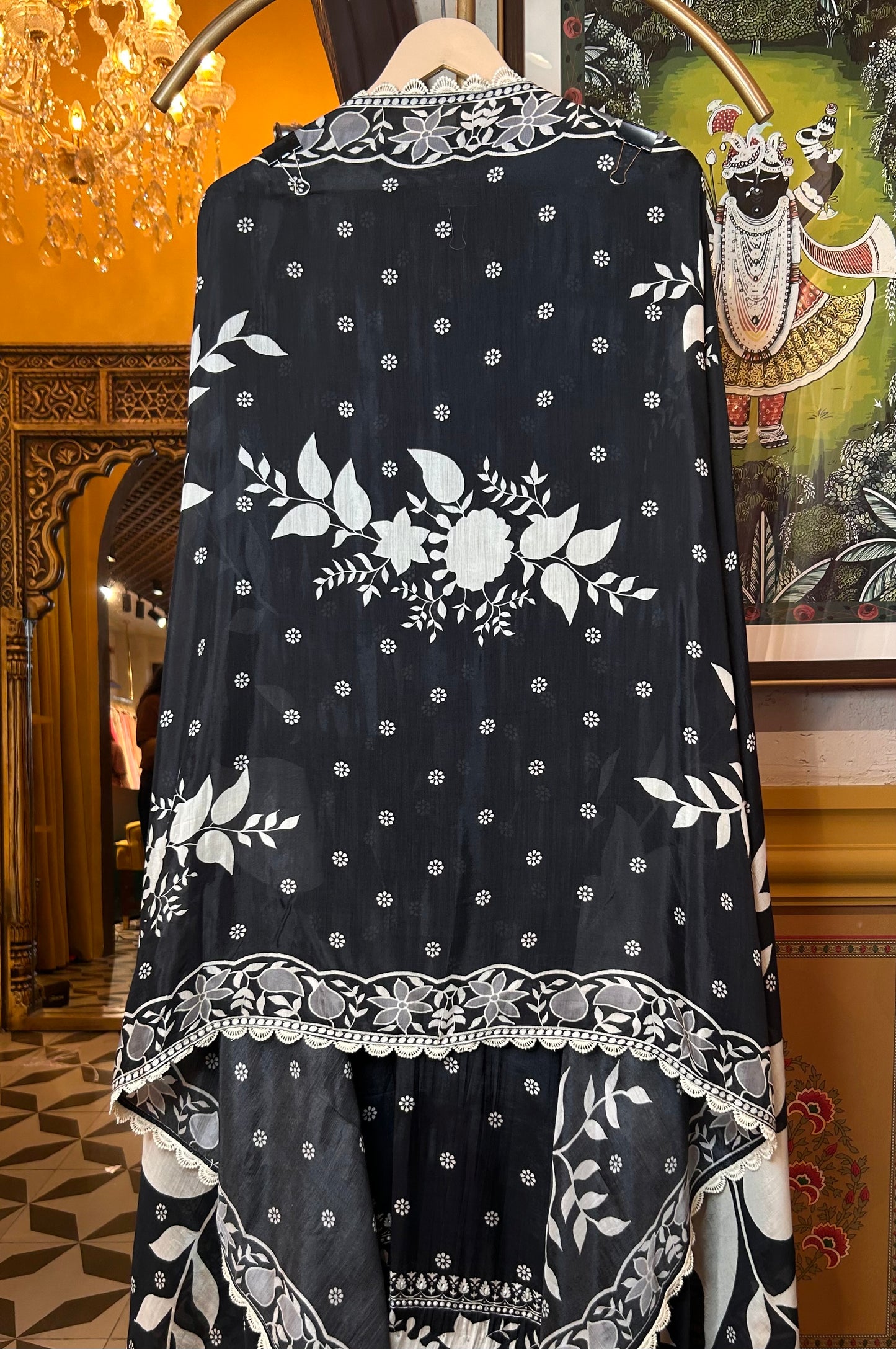 Nairiti Muslin Suit (Black)