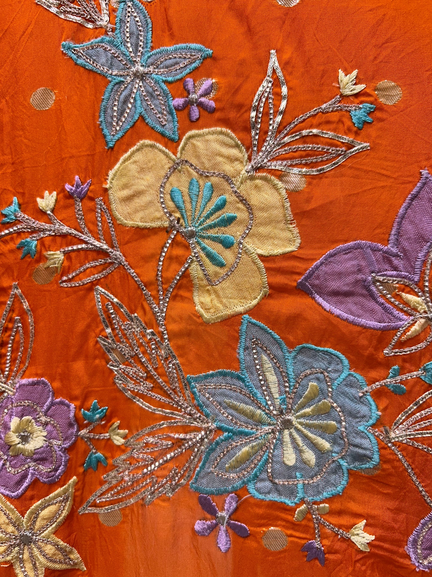 Aaina Gulnaar Suit