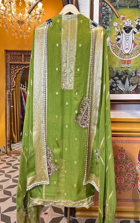 Amaira Banarasi Organza Suit (Green)