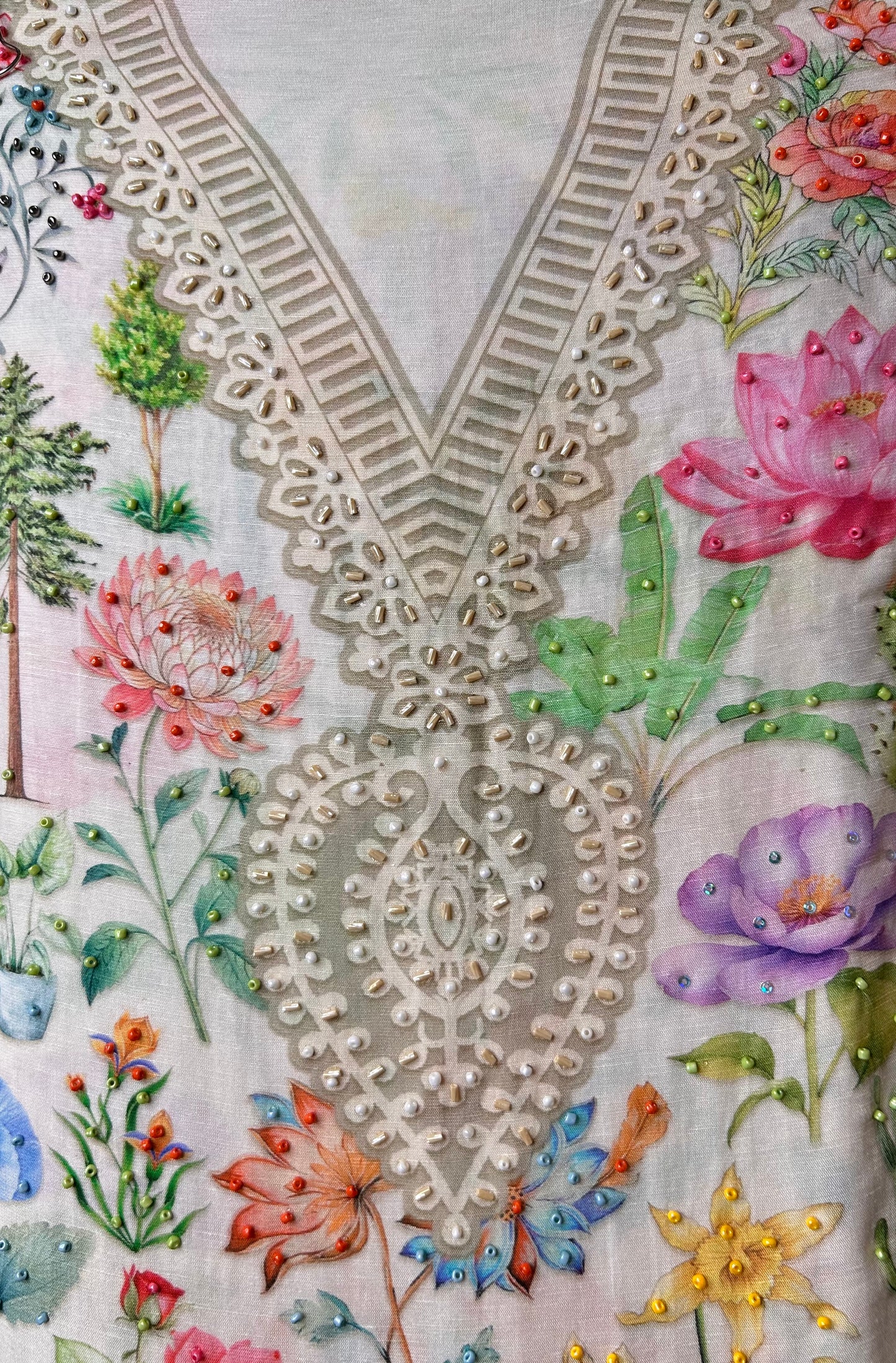 Naureen Mul Chanderi Suit (Ivory)