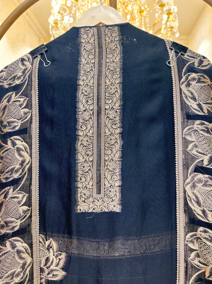 Gauhar Kashi Suit