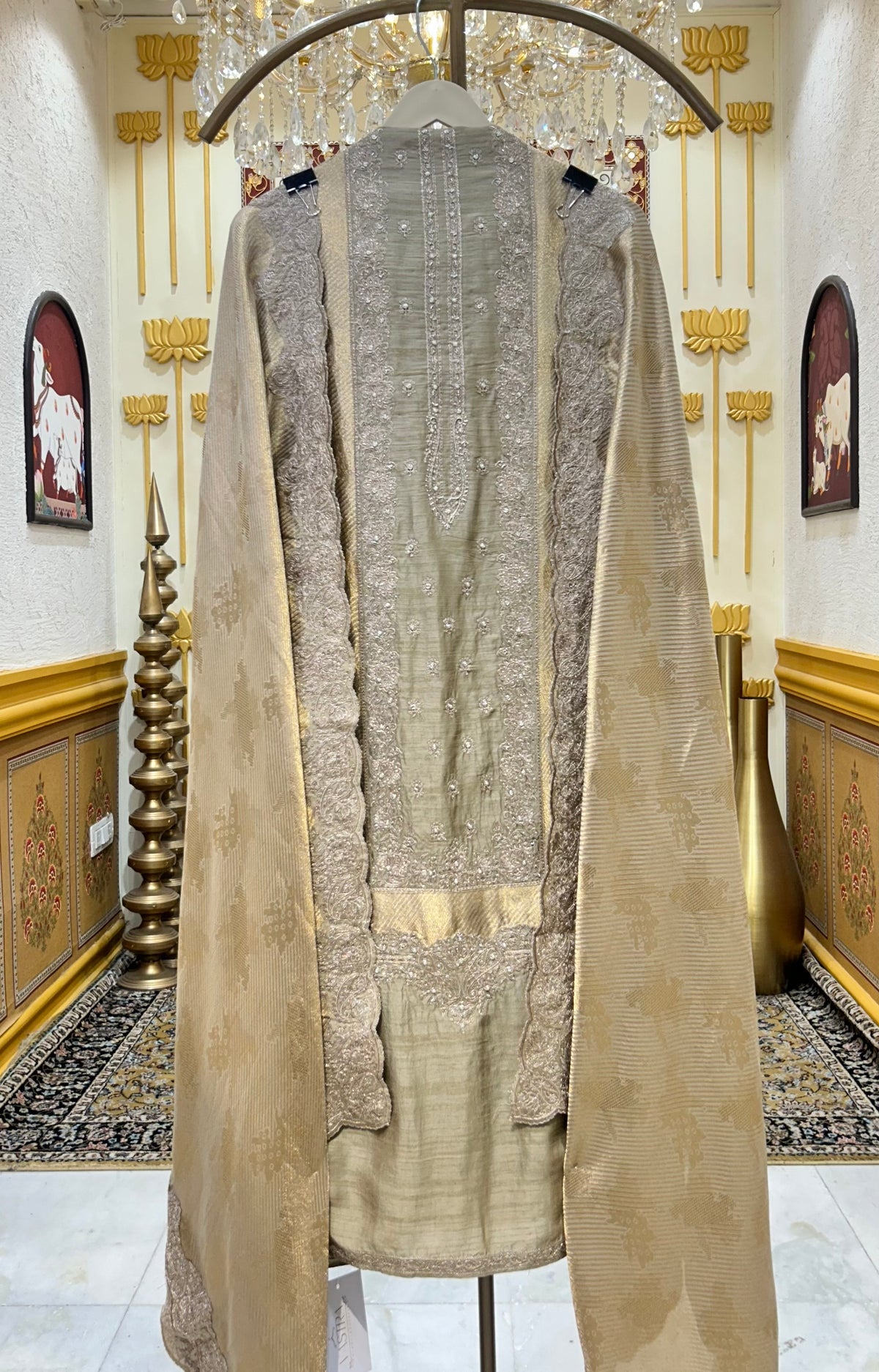 Aadhira Tissue Suit