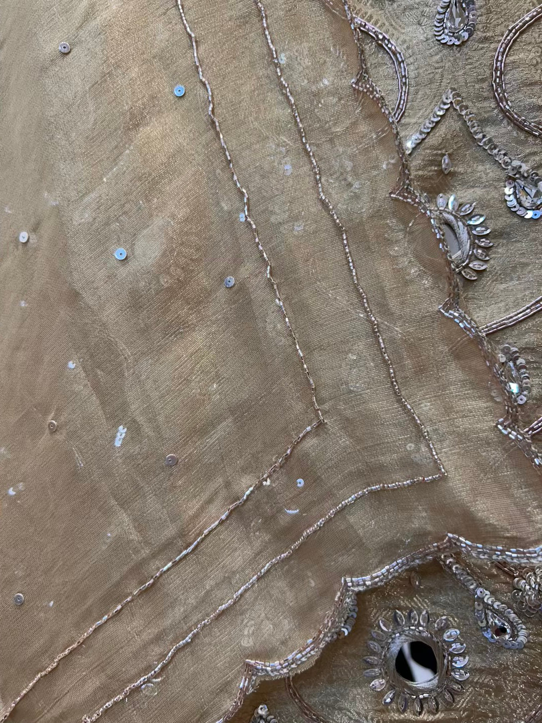 Zarooqía Glimmer Suit (Yellow)