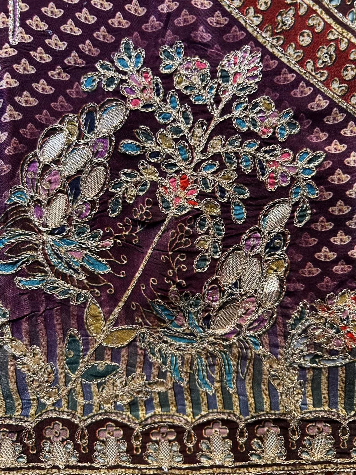 Nazm-e-Rangrez (Lavender)