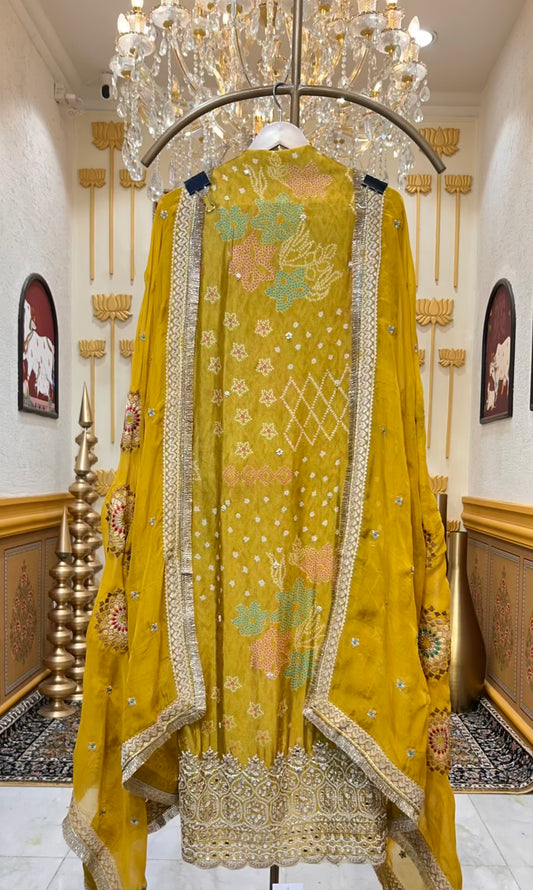 Mehnaz Ghera Élan Suit (Yellow)