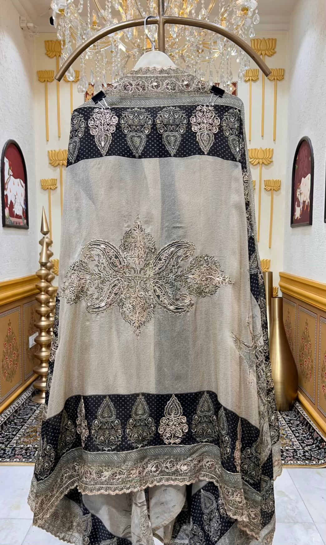 Ishmira Zari Flow Suit (Beige)