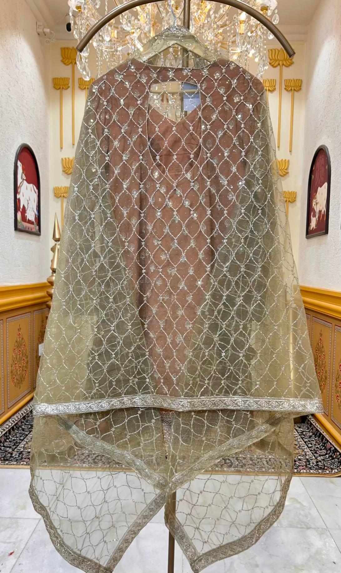 Mehrunnisa Mirror Gharara Set (Peach)