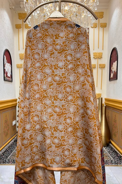 Vasundhara Patola Loom Suit (Mustard)