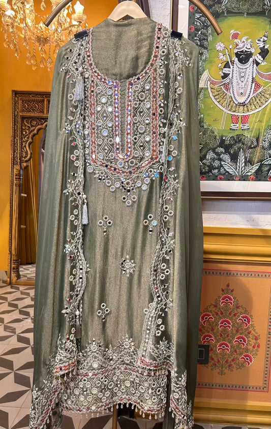 Raina-é-Noor (Green)