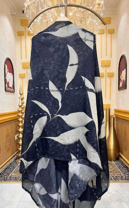 Zehna Pearl Line Suit (Black & White)