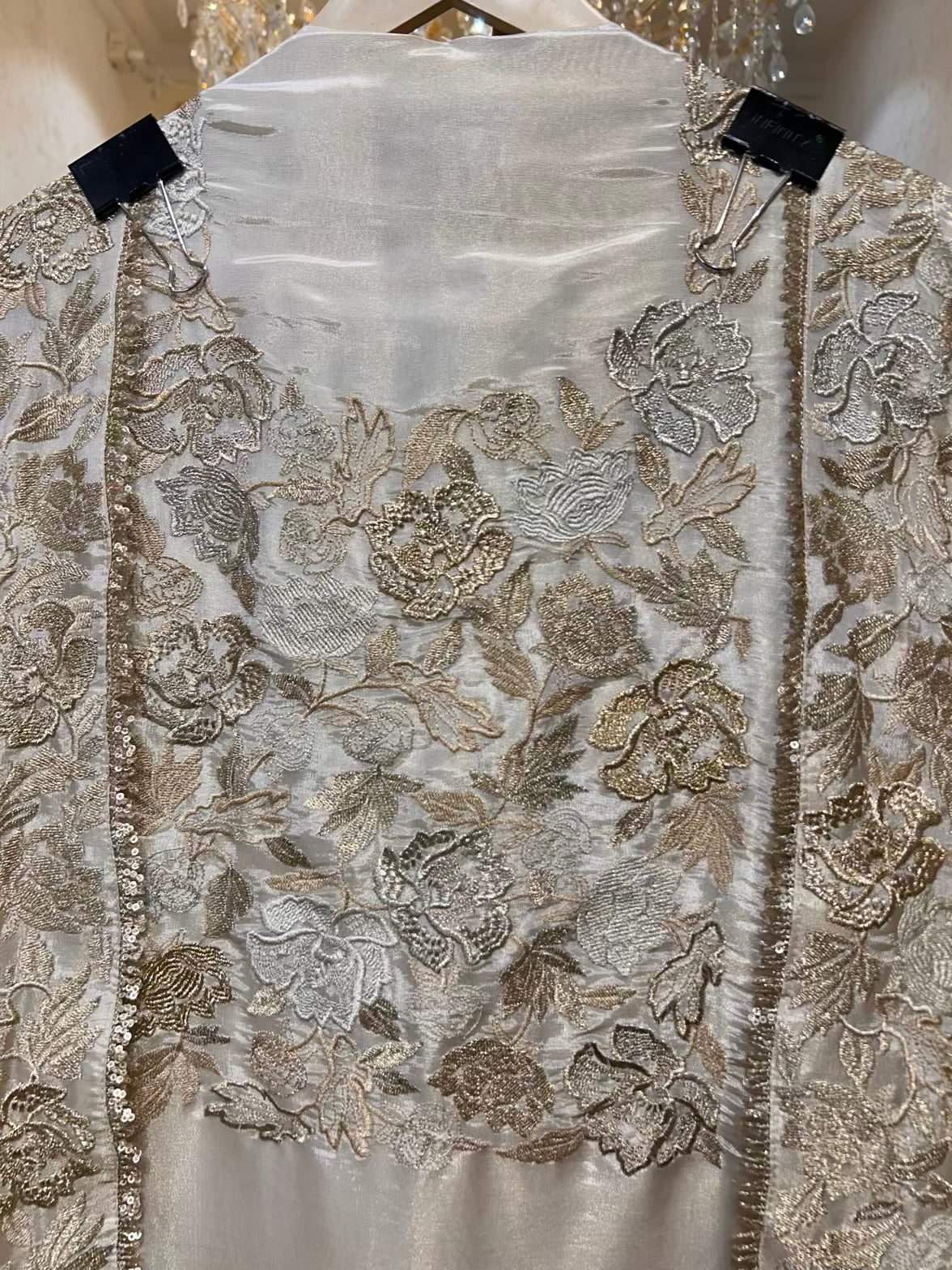 Mehriya Organza Dori Élan Suit