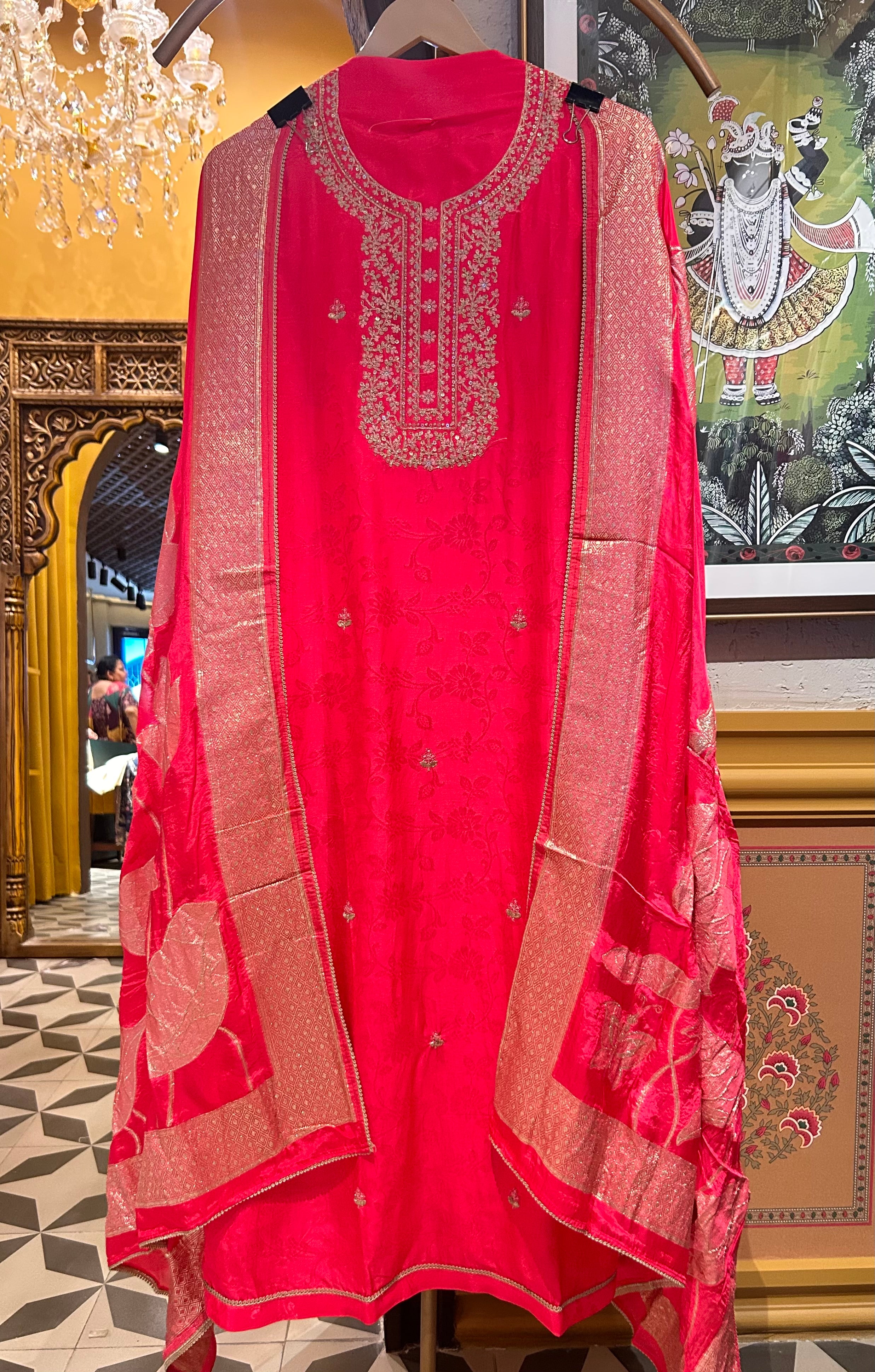 Sunehri Raah Banarasi Suit (Pink)