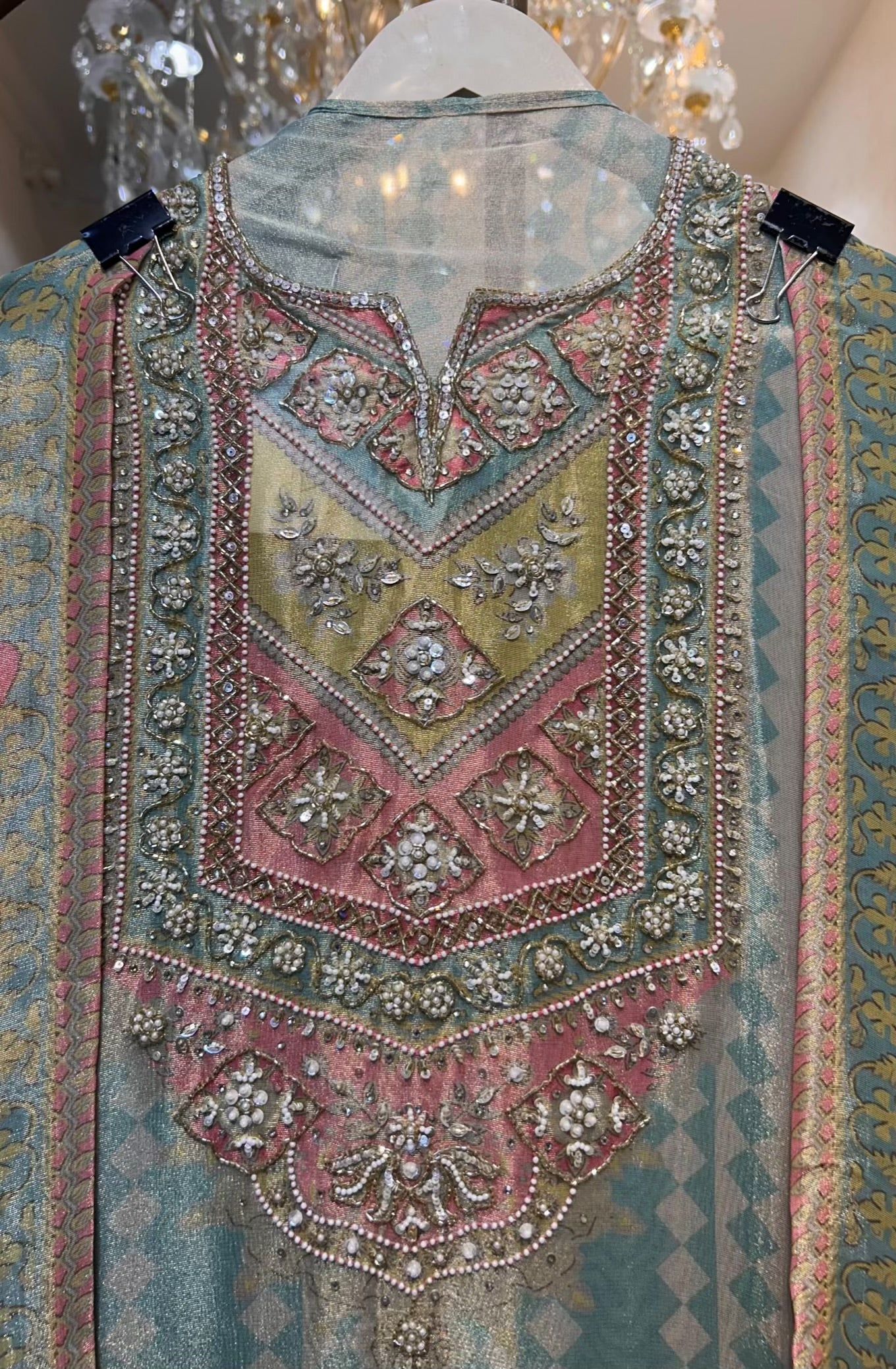 Zarmina Cutdana Élan Suit (Turquoise & Beige)
