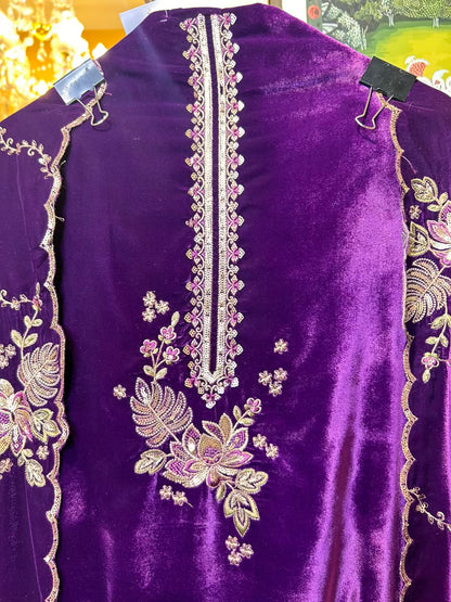 Nayab-é-Velour (Purple)