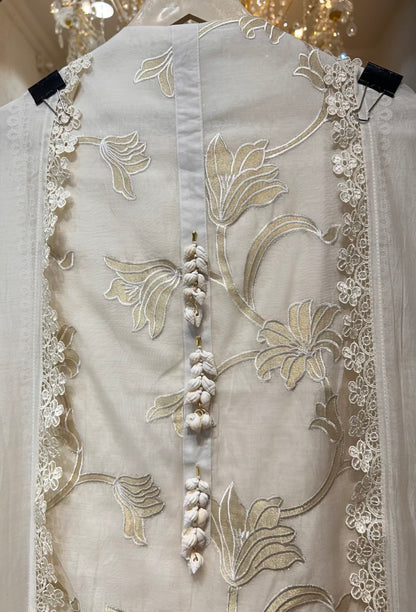 Aabira Tissue Appliqué Suit (Ivory)