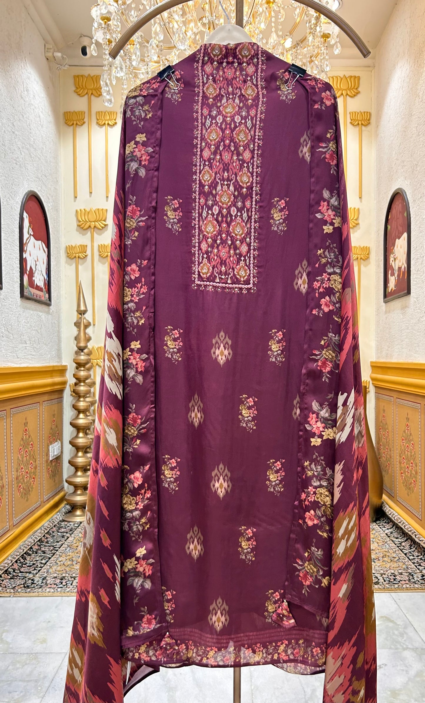 Satiné Pearl Bloom Suit