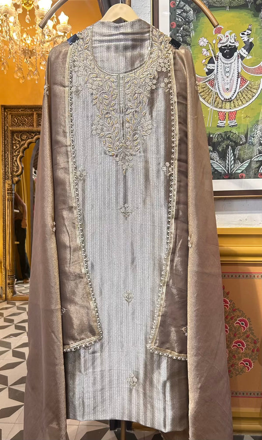 Zar-e-Gulshan (Silver Grey)
