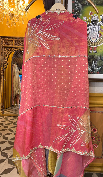 Gulzaar-e-Noor (Pink)