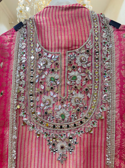 Rajrang Royale Suit