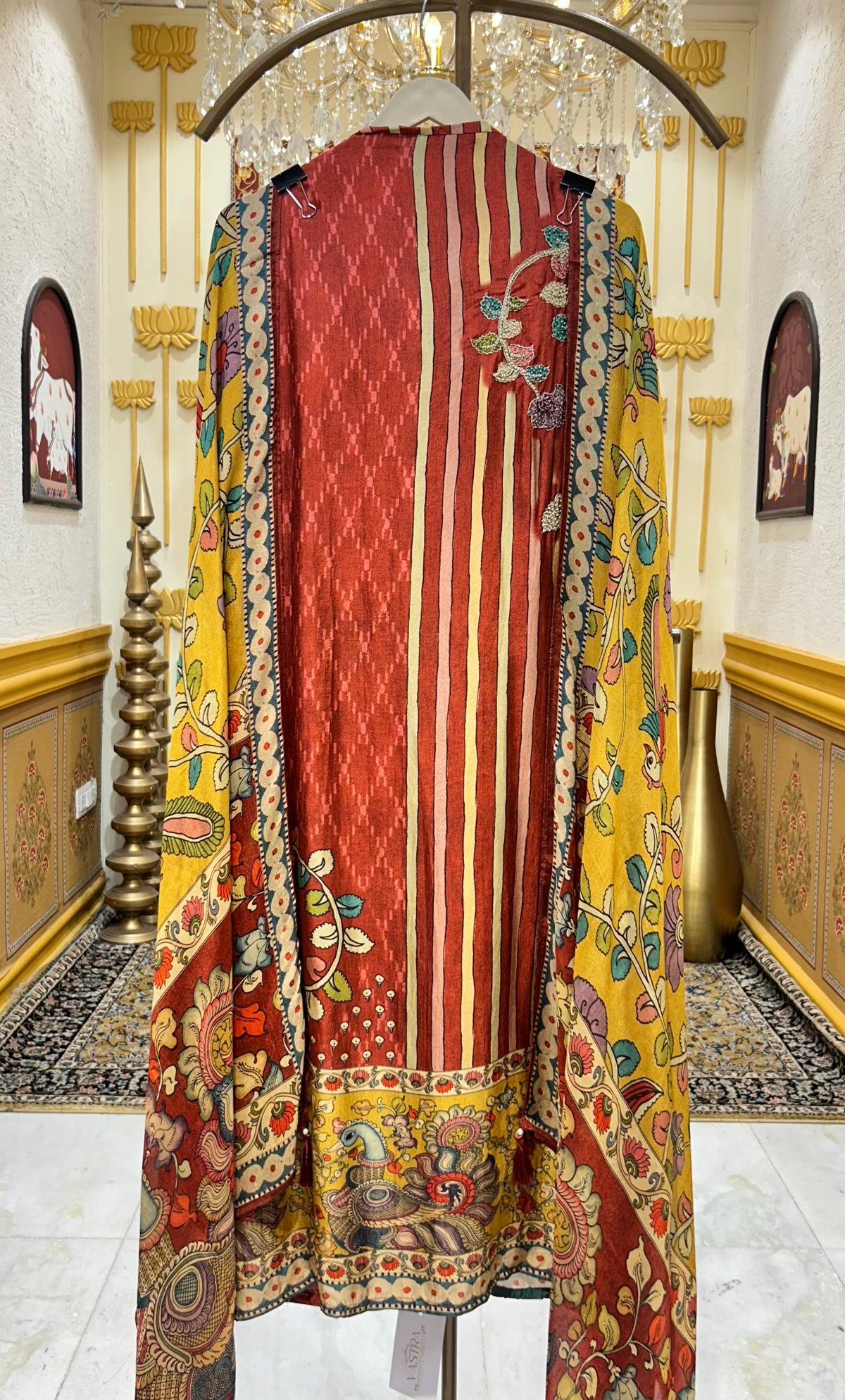 Vihana Crepe Suit