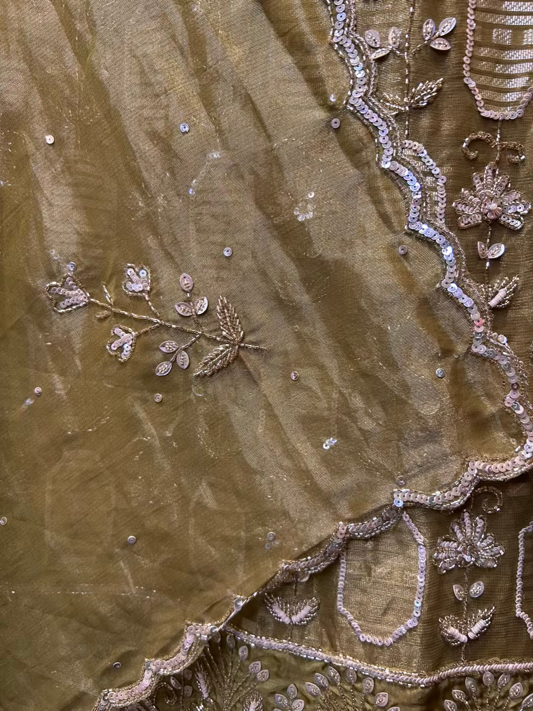 Eimaan-é-Noor (Green)