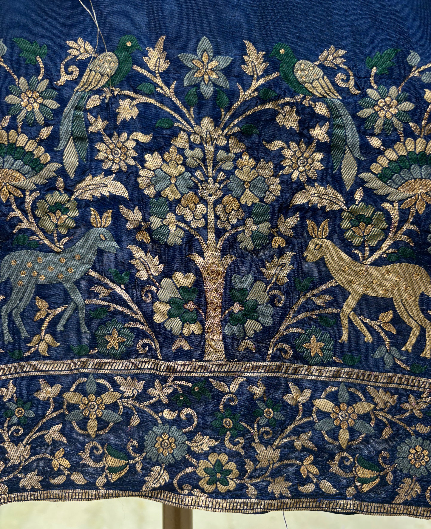 Élara Noor Banarasi Silk Suit