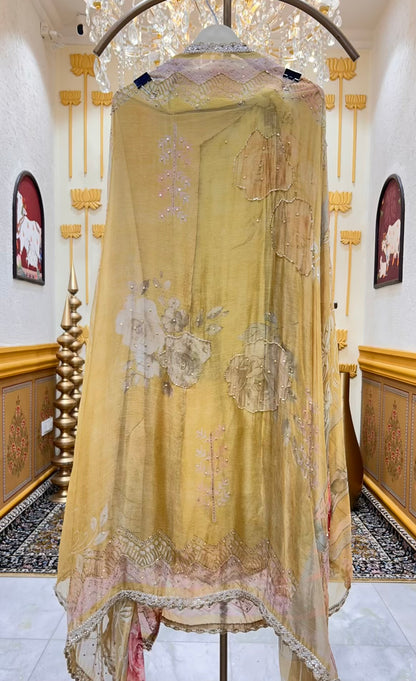 Elara Crepe Élan Suit (Yellow)