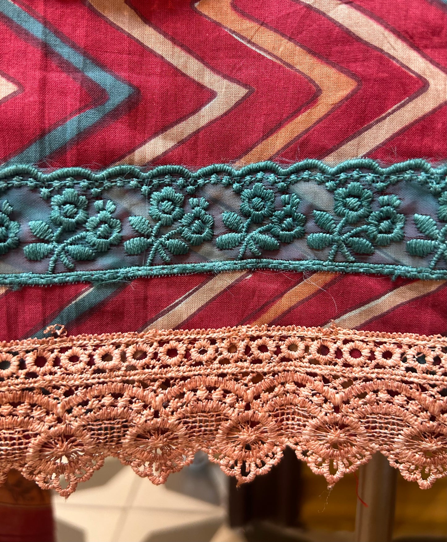 Pehra Cotton Suit (Red)