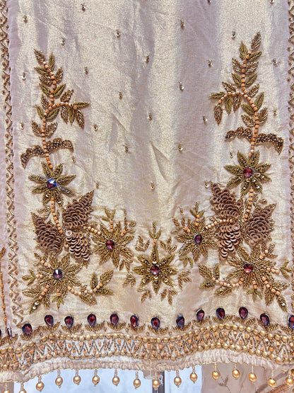 Aabroo Noor Suit