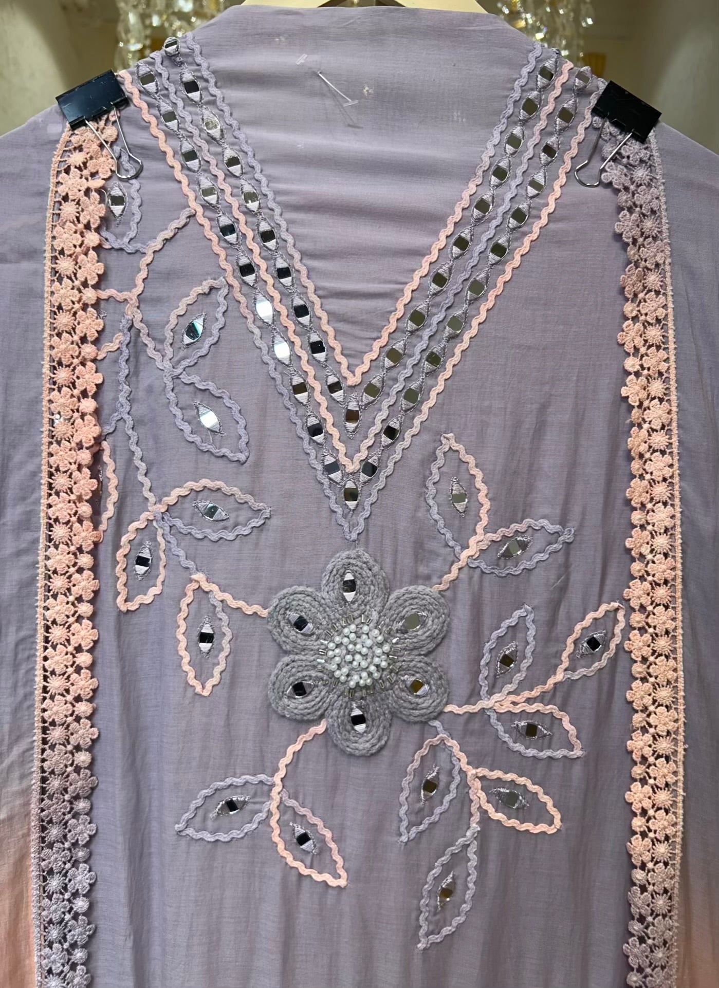 Afsana Mul Sheen Suit (Lavender)