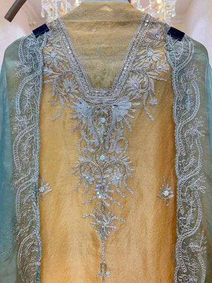 Ruhmira Haathkaar Suit (Yellow)