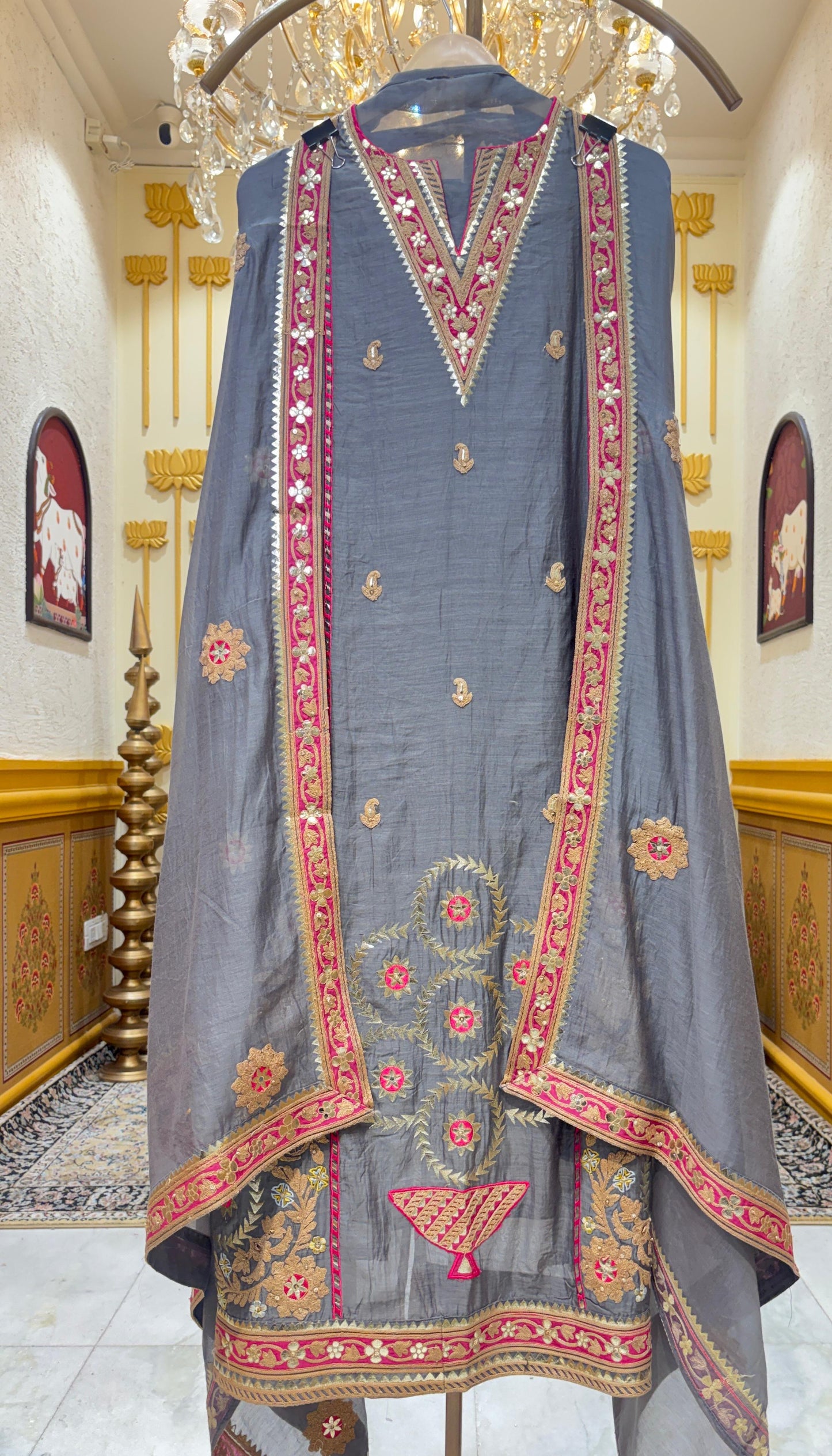 Anika Mul Chanderi Suit