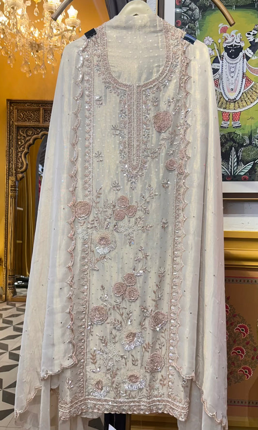 Roohani Saaz Suit
